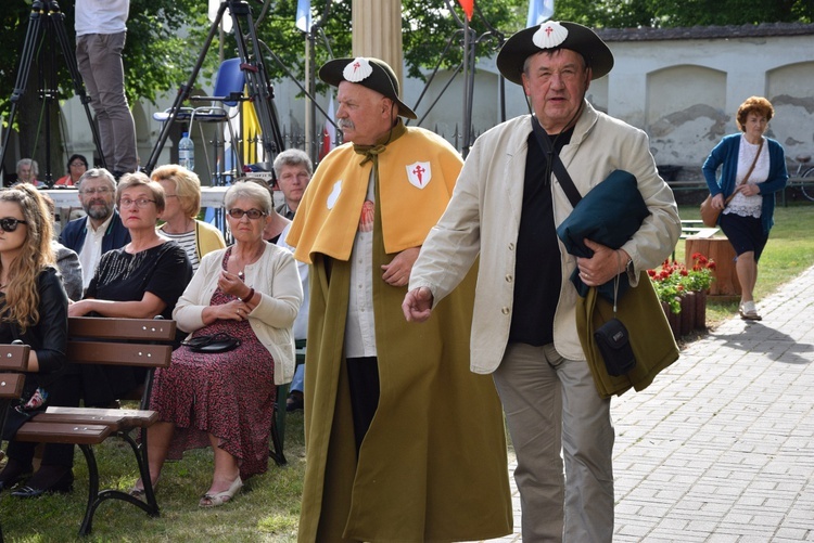 Obchody 250. rocznicy koronacji cudownego obrazu Matki Bożej w Miedniewicach