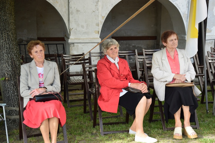 Obchody 250. rocznicy koronacji cudownego obrazu Matki Bożej w Miedniewicach