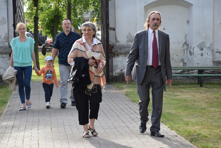 Obchody 250. rocznicy koronacji cudownego obrazu Matki Bożej w Miedniewicach