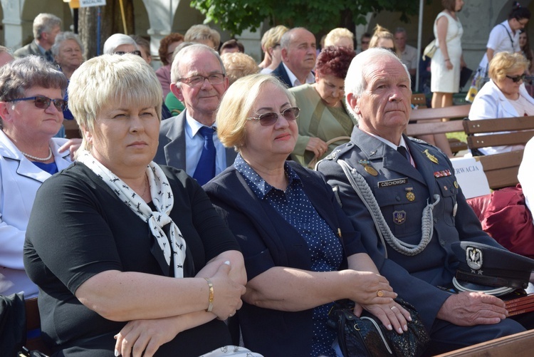 Obchody 250. rocznicy koronacji cudownego obrazu Matki Bożej w Miedniewicach