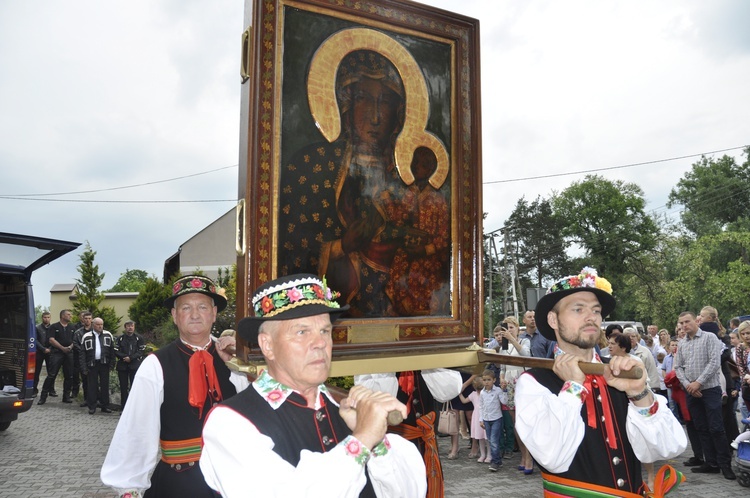 Powitanie ikony MB Częstochowskiej w Domaniewicach