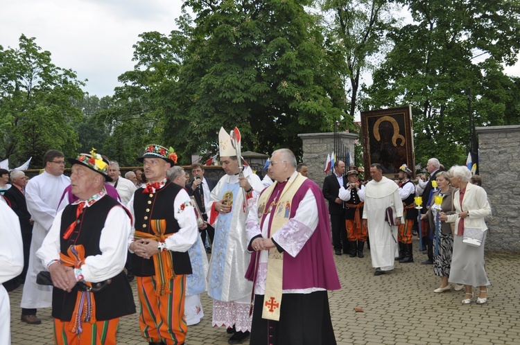 Powitanie ikony MB Częstochowskiej w Domaniewicach