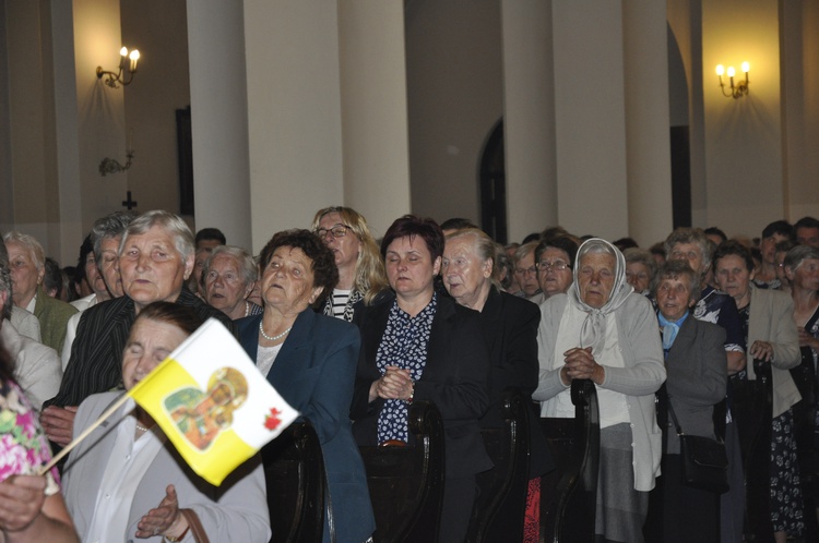 Powitanie ikony MB Częstochowskiej w Domaniewicach