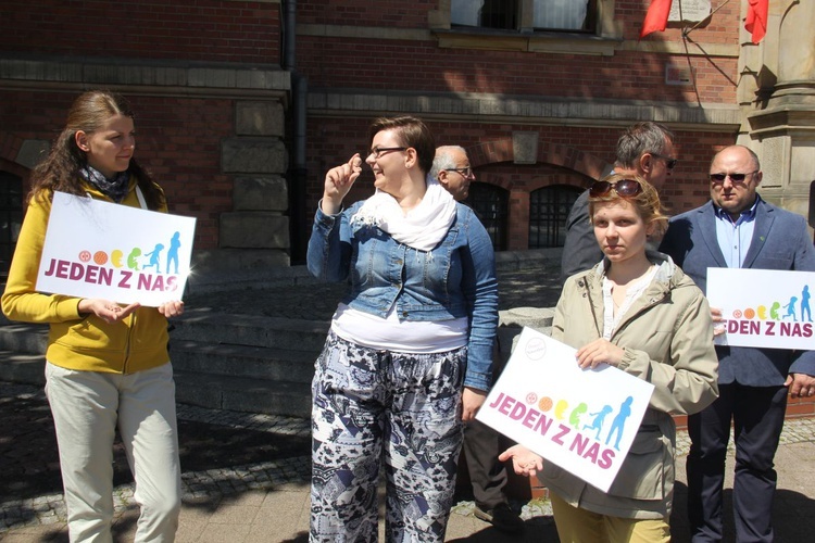 Protest przeciwko programowi in vitro