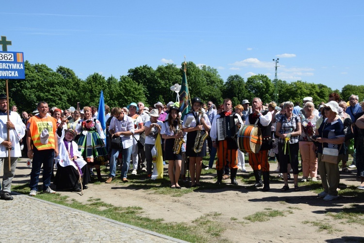 362. Łowicka Piesza Pielgrzymka na Jasną Górę, cz. II