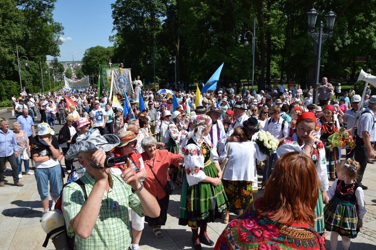 362. Łowicka Piesza Pielgrzymka na Jasną Górę, cz. II