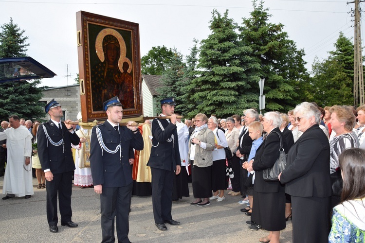 Powitanie ikony MB Częstochowskiej z Złakowie Kościelnym