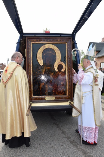 Powitanie ikony MB Częstochowskiej z Złakowie Kościelnym