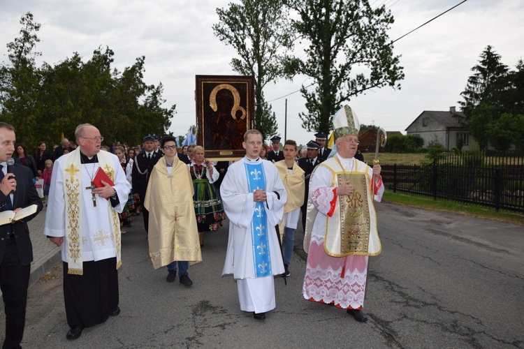 Powitanie ikony MB Częstochowskiej w Zdunach