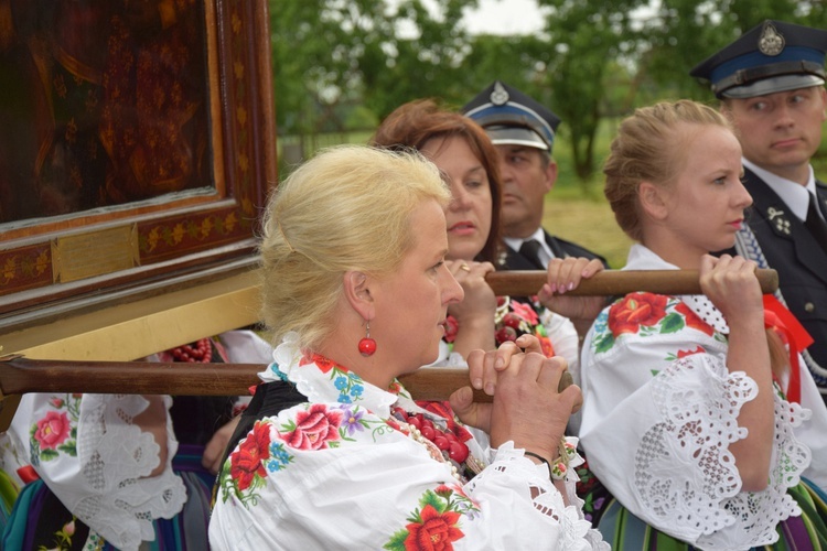 Powitanie ikony MB Częstochowskiej w Zdunach