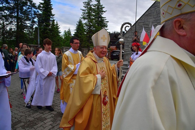 Episkopat Polski w kościele św. Krzyża w Zakopanem