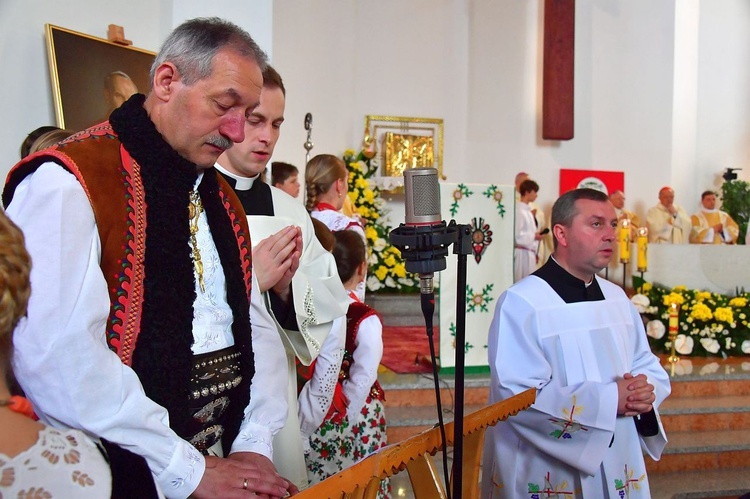 Episkopat Polski w kościele św. Krzyża w Zakopanem