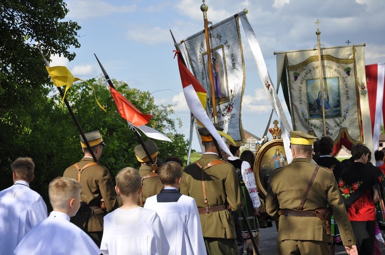 Powitanie ikony MB Częstochowskiej w Bąkowie