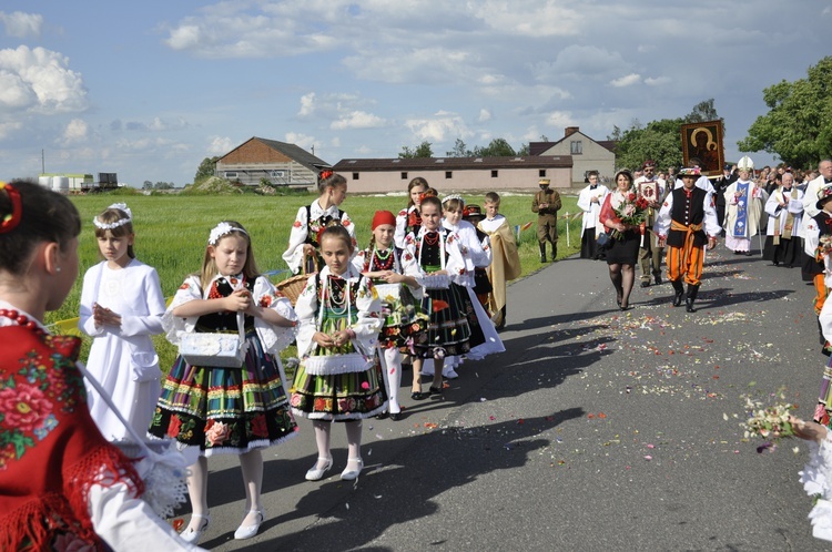 Powitanie ikony MB Częstochowskiej w Bąkowie