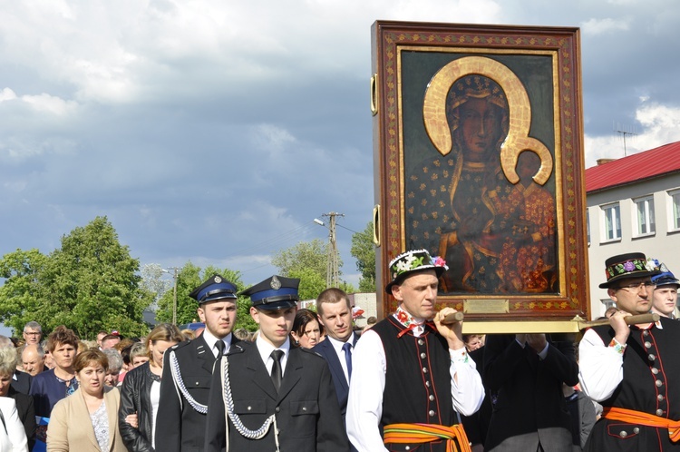 Powitanie ikony MB Częstochowskiej w Bąkowie