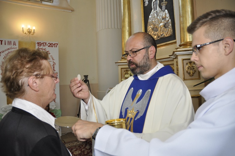 Powitanie ikony MB Częstochowskiej w Bąkowie