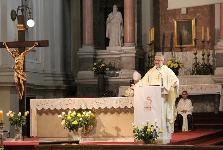 Relikwie Jana Pawła II w kościele Wszystkich Świętych
