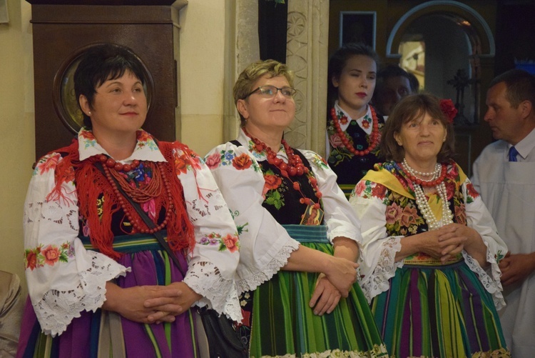 Powitanie ikony MB Częstochowskiej w Chruślinie