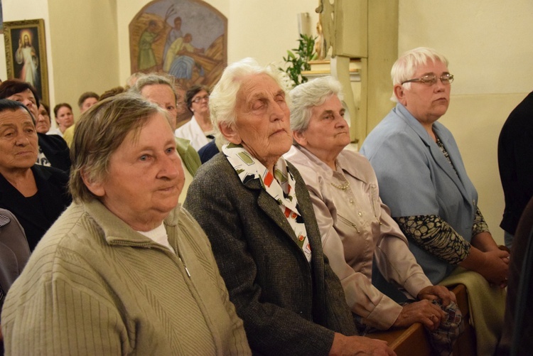 Powitanie ikony MB Częstochowskiej w Chruślinie