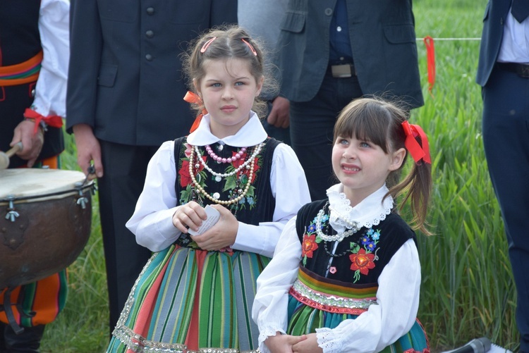 Powitanie ikony MB Częstochowskiej w Chruślinie