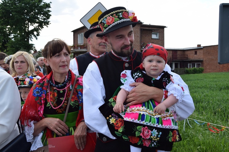 Powitanie ikony MB Częstochowskiej w Chruślinie