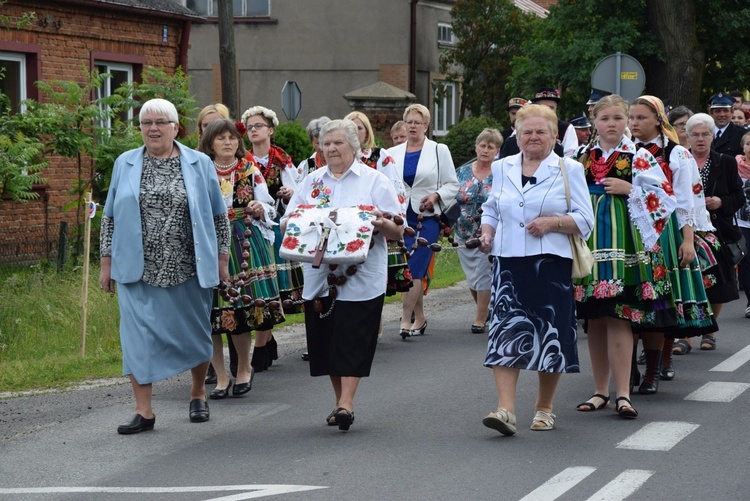 Powitanie ikony MB Częstochowskiej w Chruślinie