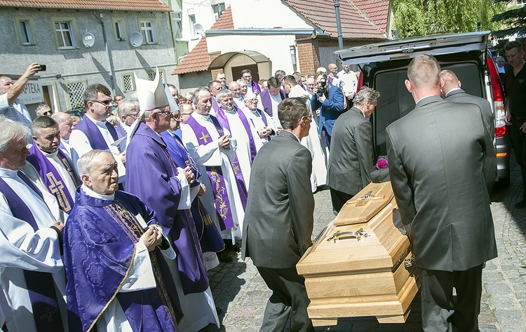 Pożegnanie ks. Leszczyńskiego