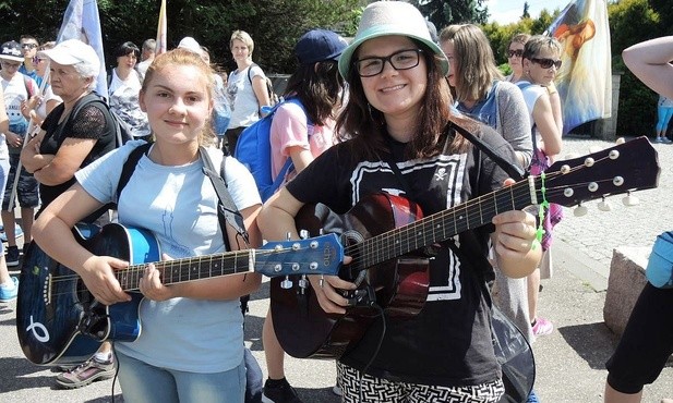 Muzyczne pielgrzymki: Angelika Dziedzic i Ela Dyrlaga