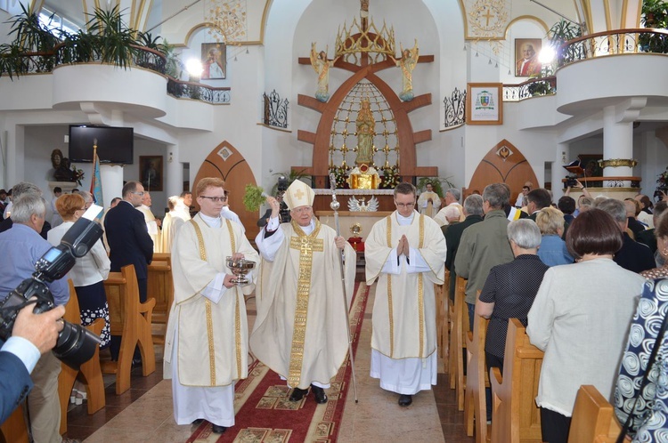 Konsekracja kościoła św. Jadwigi Królowej w Nowym Targu