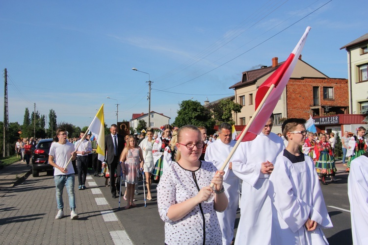 Powitanie ikony MB Częstochowskiej w parafii Chrystusa Dobrego Pasterza w Łowiczu