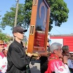 Powitanie ikony MB Częstochowskiej w parafii Chrystusa Dobrego Pasterza w Łowiczu