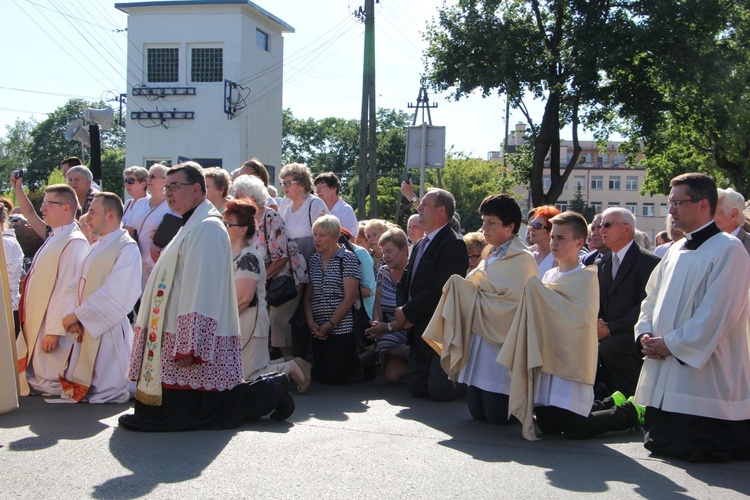 Powitanie ikony MB Częstochowskiej w parafii Chrystusa Dobrego Pasterza w Łowiczu