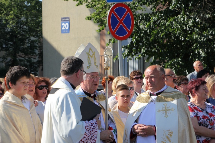 Powitanie ikony MB Częstochowskiej w parafii Chrystusa Dobrego Pasterza w Łowiczu