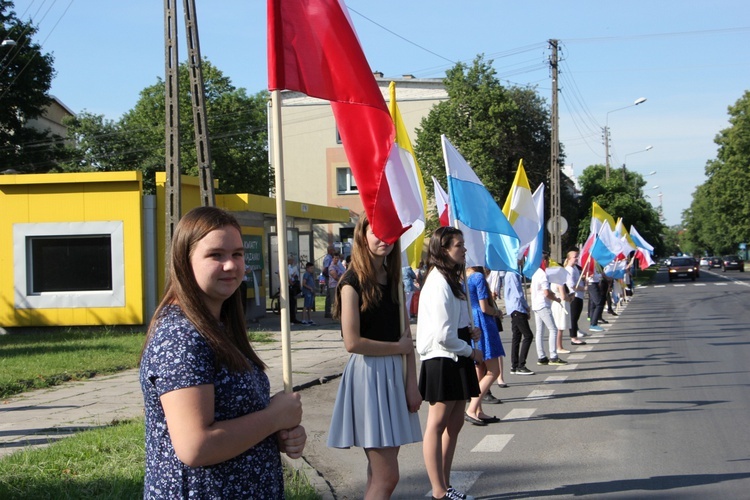 Powitanie ikony MB Częstochowskiej w parafii Chrystusa Dobrego Pasterza w Łowiczu