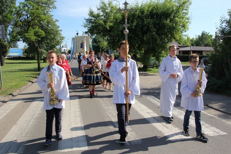 Powitanie ikony MB Częstochowskiej w parafii Chrystusa Dobrego Pasterza w Łowiczu