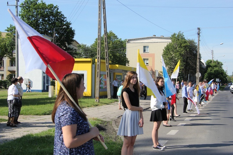 Powitanie ikony MB Częstochowskiej w parafii Chrystusa Dobrego Pasterza w Łowiczu