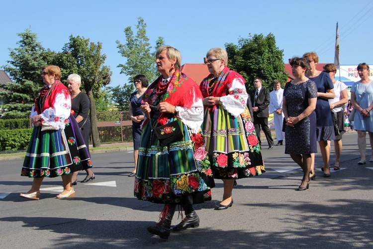 Powitanie ikony MB Częstochowskiej w parafii Chrystusa Dobrego Pasterza w Łowiczu