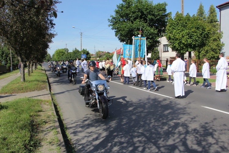 Powitanie ikony MB Częstochowskiej w parafii Chrystusa Dobrego Pasterza w Łowiczu