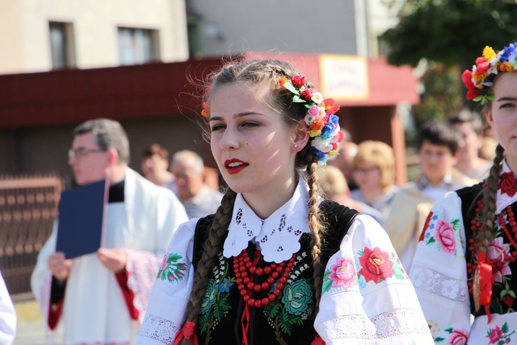 Powitanie ikony MB Częstochowskiej w parafii Chrystusa Dobrego Pasterza w Łowiczu