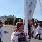 Powitanie ikony MB Częstochowskiej w parafii Chrystusa Dobrego Pasterza w Łowiczu