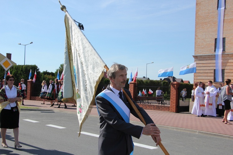 Powitanie ikony MB Częstochowskiej w parafii Chrystusa Dobrego Pasterza w Łowiczu