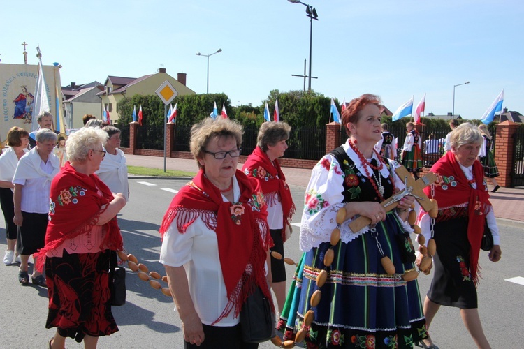 Powitanie ikony MB Częstochowskiej w parafii Chrystusa Dobrego Pasterza w Łowiczu