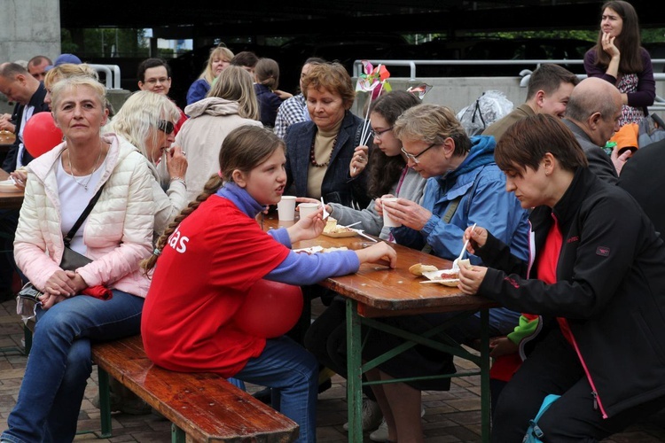 Piknik Caritas po Marszu dla Życia i Rodziny - 2017