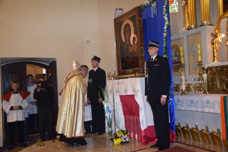 Powitanie ikony MB Częstochowskiej w Łyszkowicach