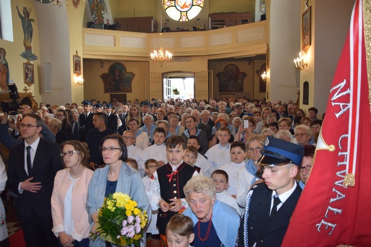 Powitanie ikony MB Częstochowskiej w Łyszkowicach