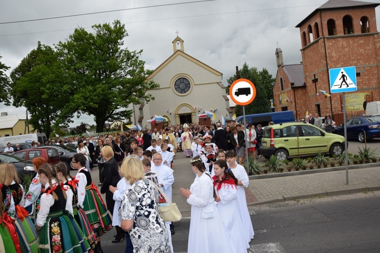 Powitanie ikony MB Częstochowskiej w Łyszkowicach