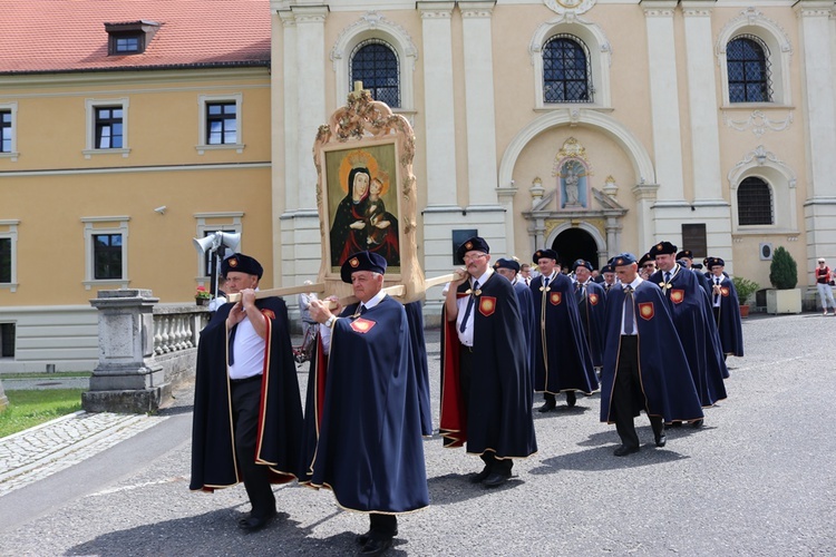 Uroczystość w Rudach 