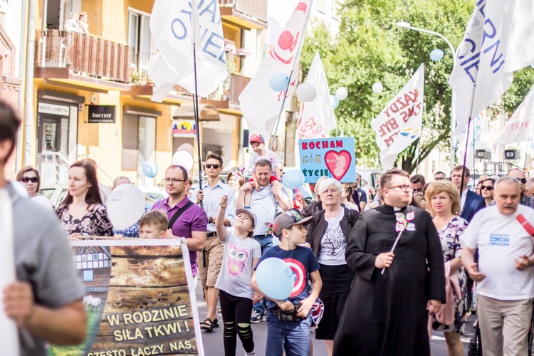 Marsz dla Życia i Rodziny w Olsztynie