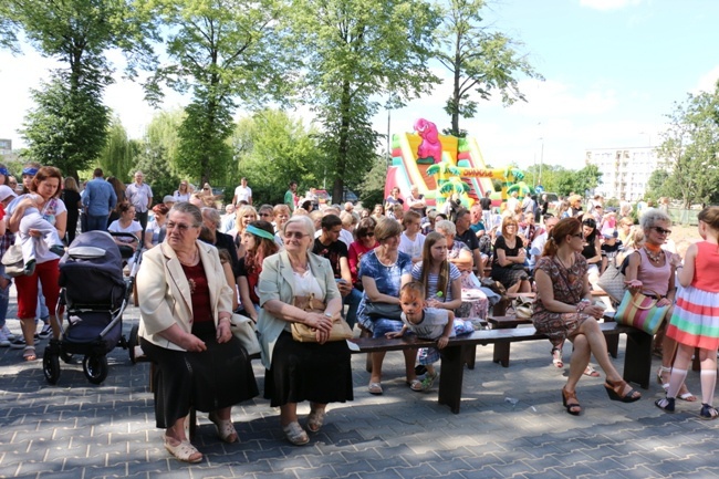 Festyn w parafii św. Teresy od Dzieciątka Jezus