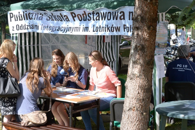 Festyn parafialny na radomskich Glinicach